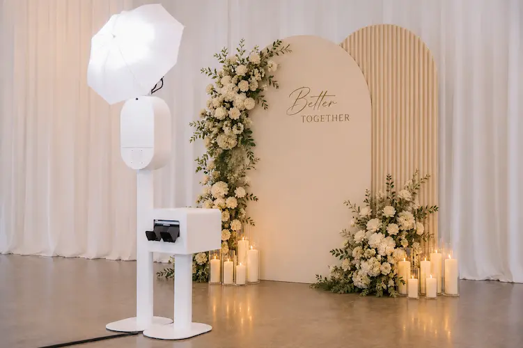 Wedding Photo Booth Rental Seattle | Pixels & Props